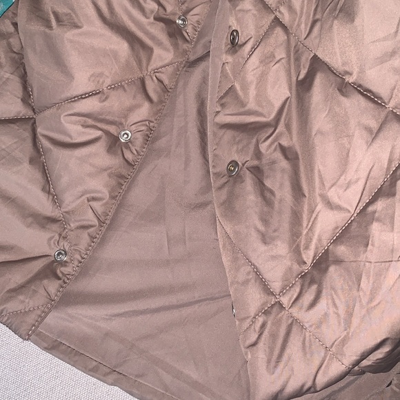 H&M size XXL long quilted puffer coat has pockets and snap slits on sides, beige - Picture 4 of 10